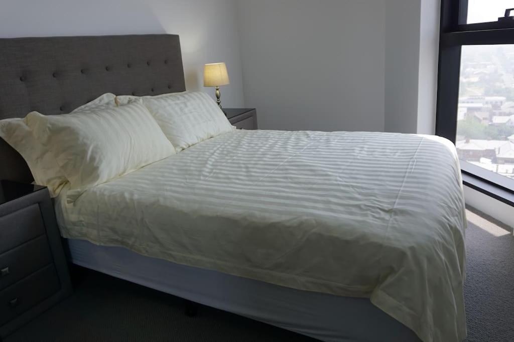 Skyone Lux 2Bed2Bath Aprt In Boxhill And Free Carpark Apartment Бокс Хил Екстериор снимка