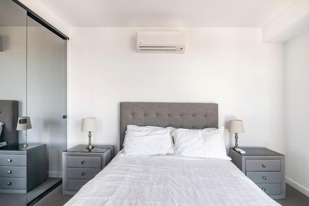 Skyone Lux 2Bed2Bath Aprt In Boxhill And Free Carpark Apartment Бокс Хил Екстериор снимка
