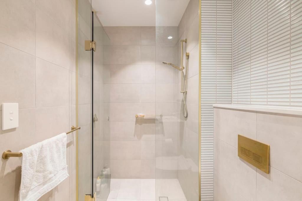 Skyone Lux 2Bed2Bath Aprt In Boxhill And Free Carpark Apartment Бокс Хил Екстериор снимка