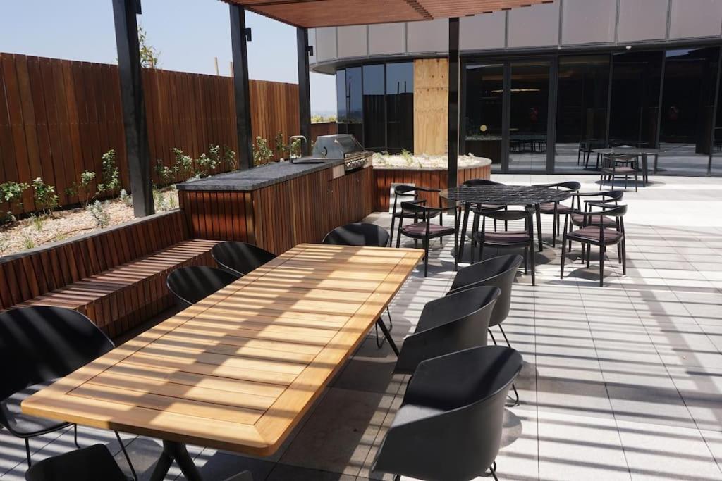 Skyone Lux 2Bed2Bath Aprt In Boxhill And Free Carpark Apartment Бокс Хил Екстериор снимка